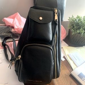 Enroute Sling bag